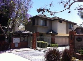 2572 Elden Ave APT A, Costa Mesa, CA 92627