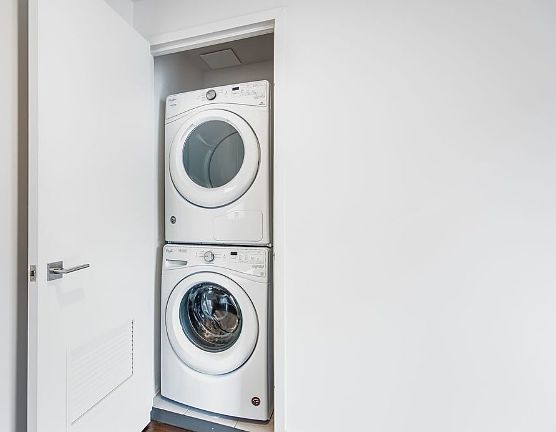 4th image of 843-847 Lexington Ave #3B