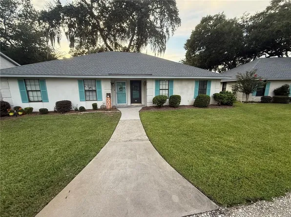235 Island Dr, Saint Simons Island, GA 31522