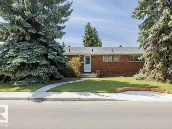9732 64th St NW, Edmonton, AB T6B 1R3