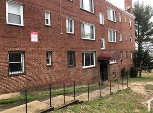 5216 Just St NE APT 2, Washington, DC 20019