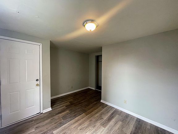 3rd image of 177 Garner Ave Unit 1