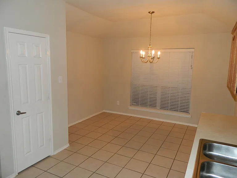 108 Pagoda Dr — Photo 9