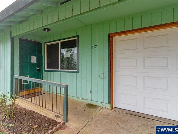 4th image of 417 NE Oaken Hills Dr