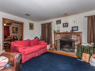 115 Aspen Rd, Kings Park, NY 11754