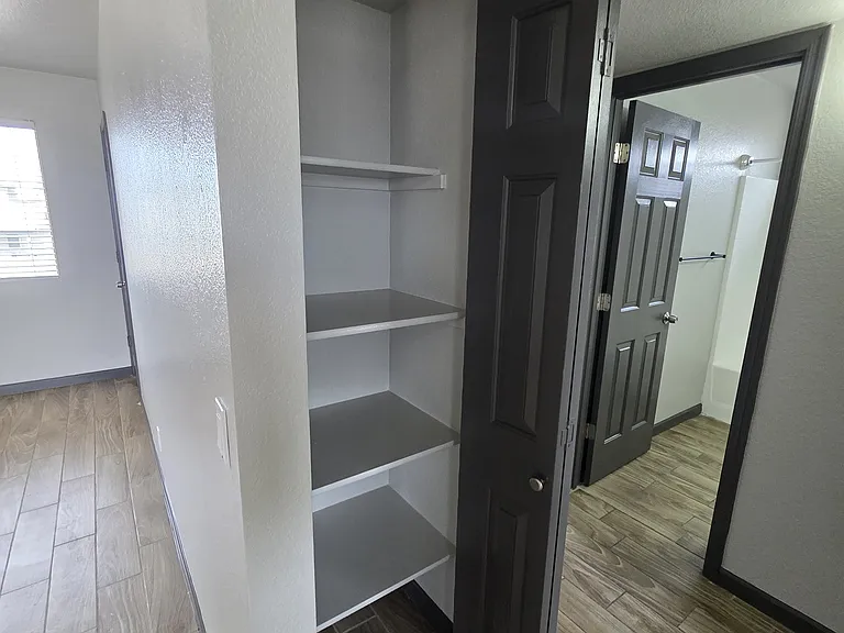 1462 E 28th Ave #4 — Photo 22