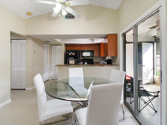 5th image of 4462 Country Grove Boulevard
