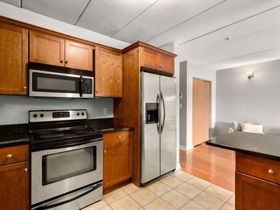 133 Franklin St APT 502, Stoneham, MA, 02180