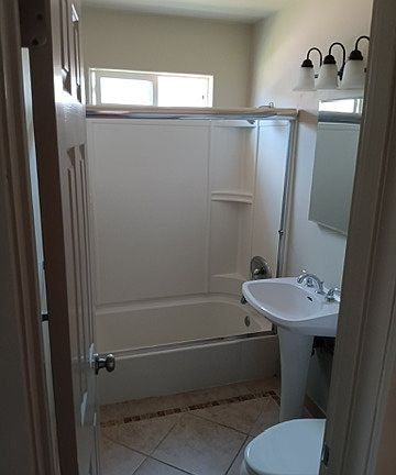 3rd image of 1267 Florida St