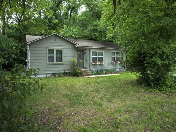 1843 N Garland Ave, Fayetteville, AR 72703
