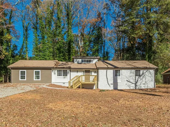 3262 Moravia Dr, Lithonia, GA 30038