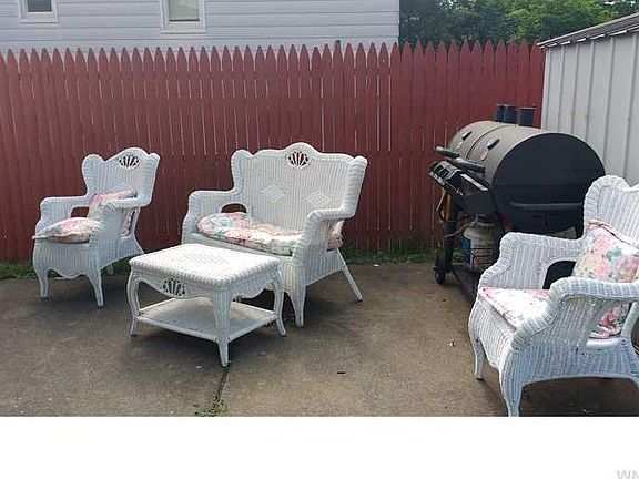 2nd image of 2610 Ferry Ave