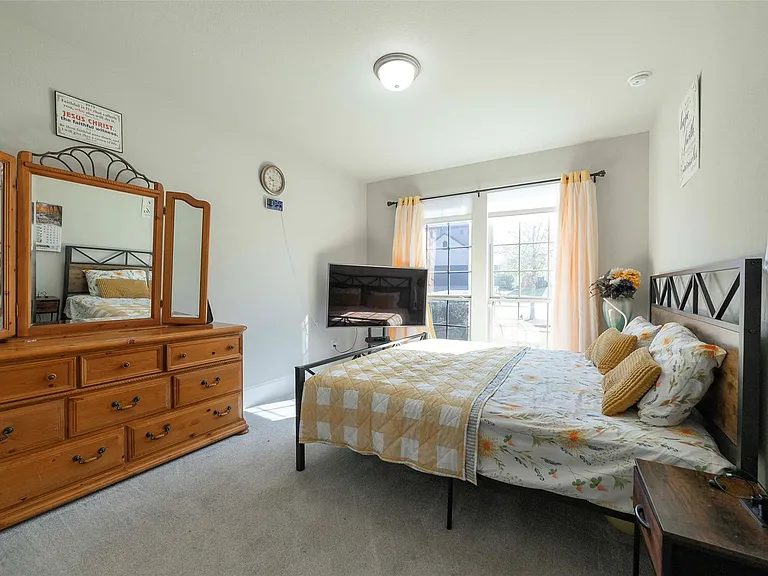 17821 Limestone Spring Ln — Photo 22