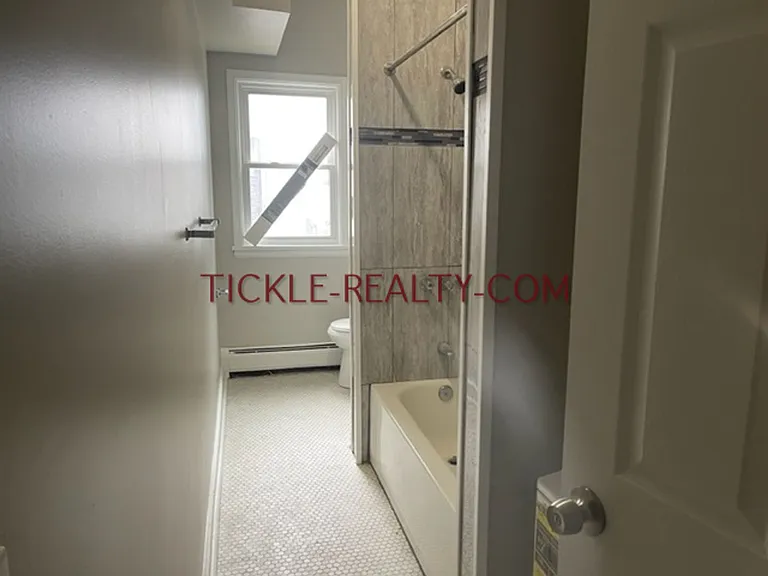 681 Averill Ave. — Photo 15