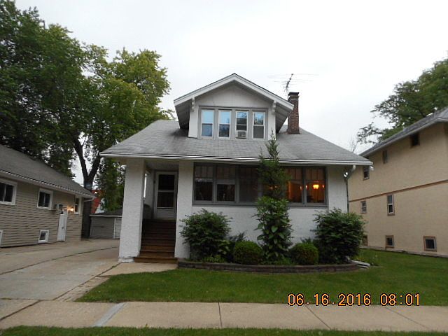1st image of 615 N 2nd Ave