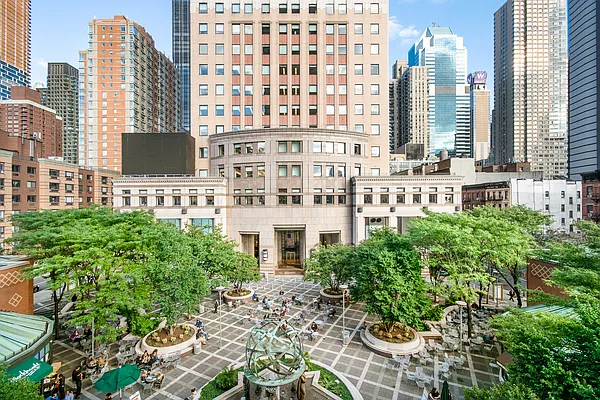 Rented by Compass | media 11