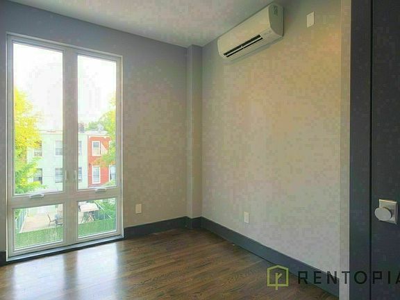 5th image of 276 Nostrand Ave #4N