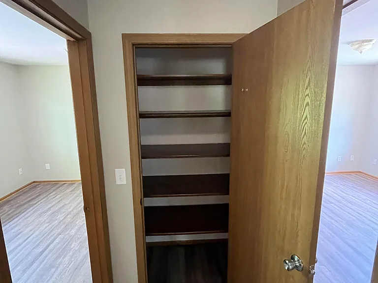 6940 Shattuck Rd — Photo 8