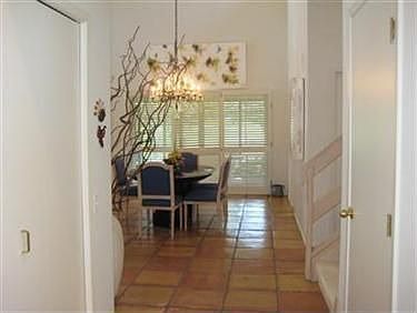 3rd image of 12 Kenwood Ct