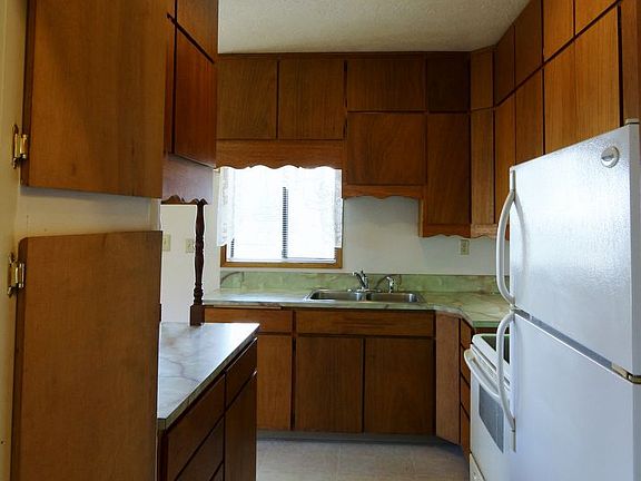5th image of 543 Whidby Ave #B