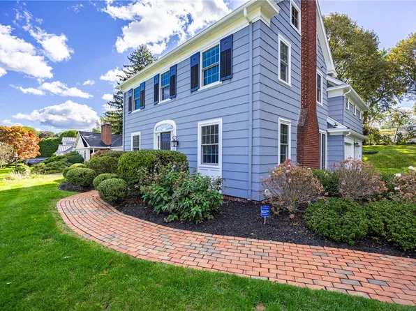 387 Kilbourn Rd, Rochester, NY 14618