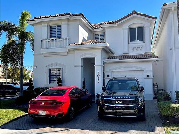 2nd image of 7085 NW 116th Ct