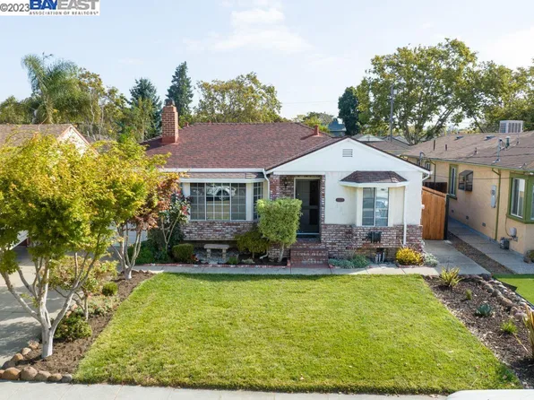 16074 Via Olinda, San Lorenzo, CA 94580