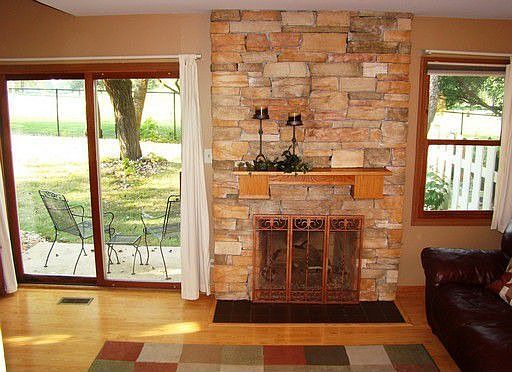 Enjoy the privacy and golf course views!