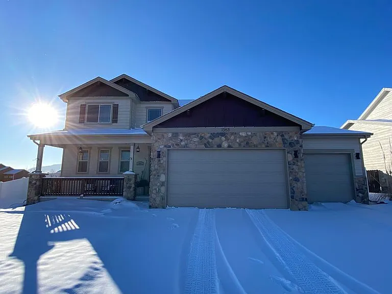 1363 Donegal St — Photo 1