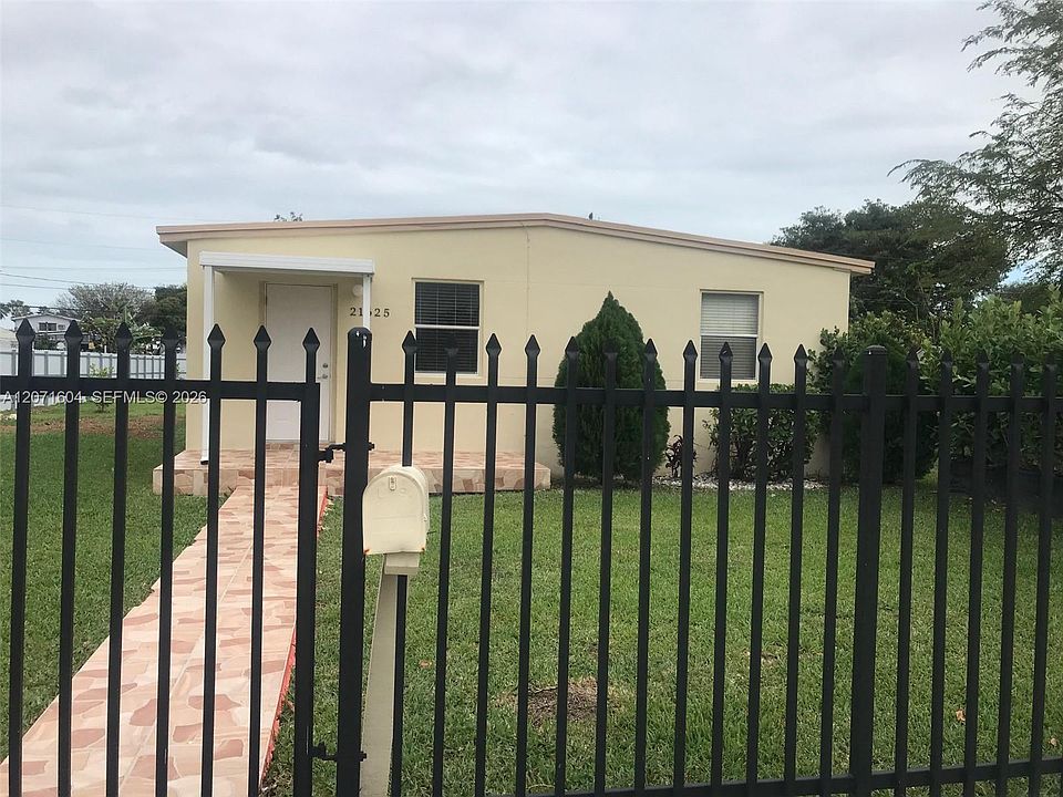 1st image of 21625 SW 109th Ave