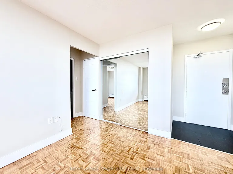 1500 Bathurst St #1103 — Photo 8