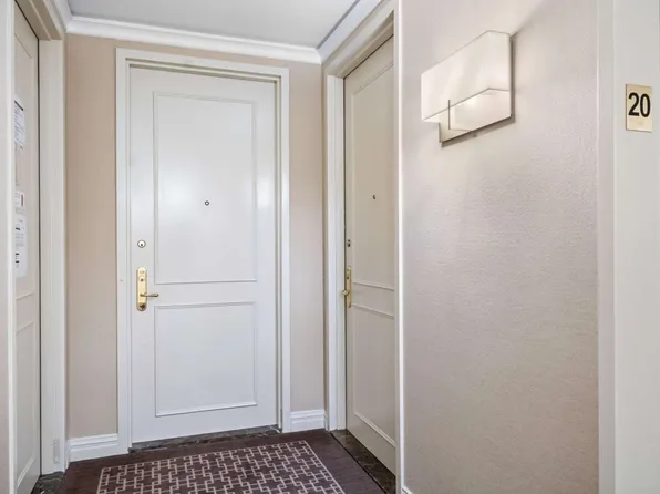 2 Columbus Avenue image 5 of 31