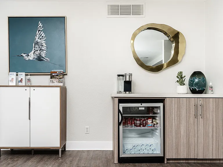 Ridgecrest Apartments — Photo 15