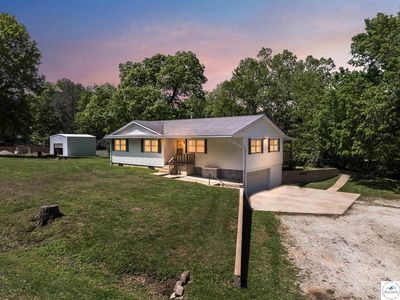 415 S Olive St, Windsor, MO, 65360