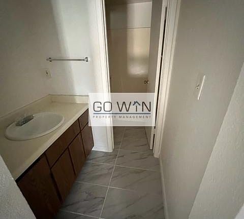 5th image of 1102 W Cheryl Dr APT 104