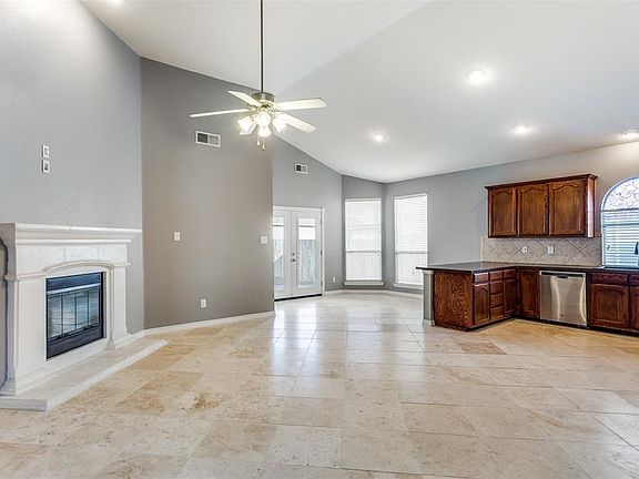 3rd image of 6344 Redeagle Creek Dr