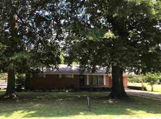 229 Alexander St, Bradford, TN 38316
