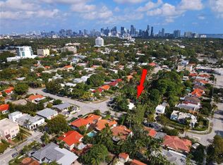 1790 SW 24th St, Miami, FL 33145