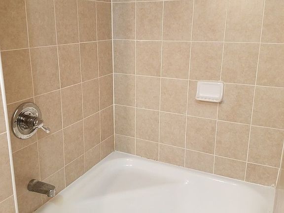 4th image of 55 92nd St APT A1
