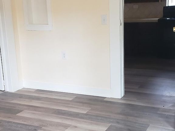 5th image of 1005 West St