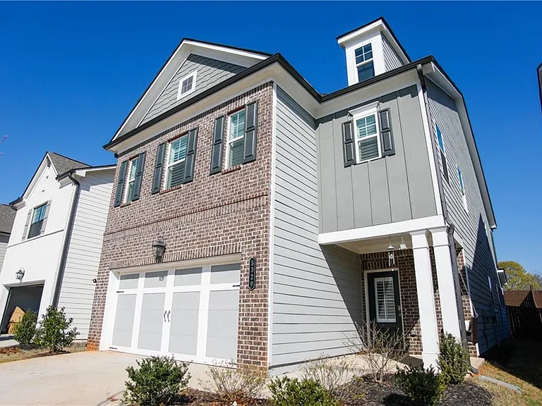 5329 Fox Hill Ln — Photo 3
