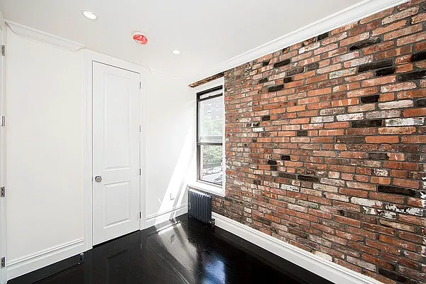 Rented by Avenues Real Estate | media 15