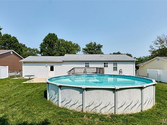 2nd image of 2122 Casa Blanca Dr