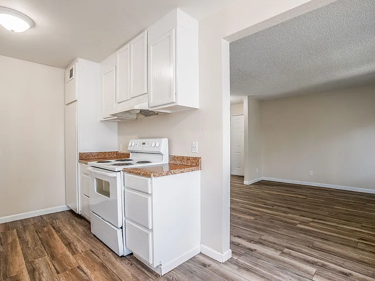 Park View Estates — Photo 23