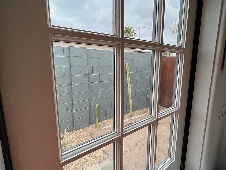 1414 E Palm Ln — Photo 35