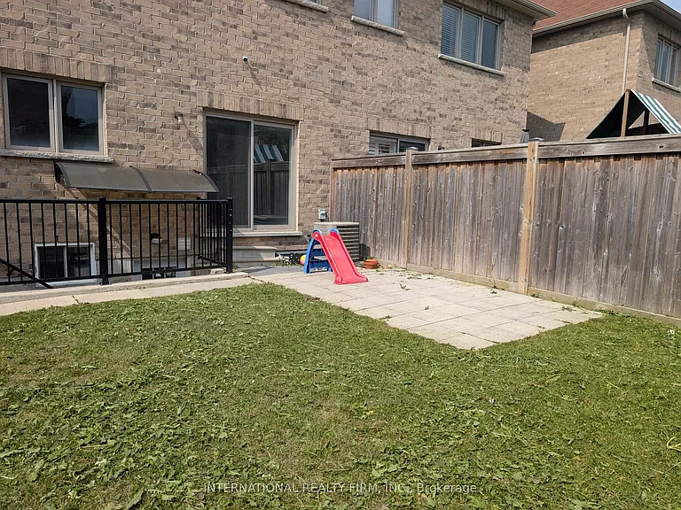 734 Yarfield Cres #MAIN — Photo 19