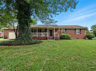 209 Britwell Dr, Chesapeake, VA 23322