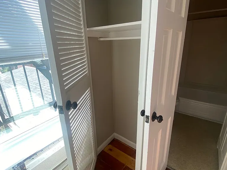 9 E Read St — Photo 18