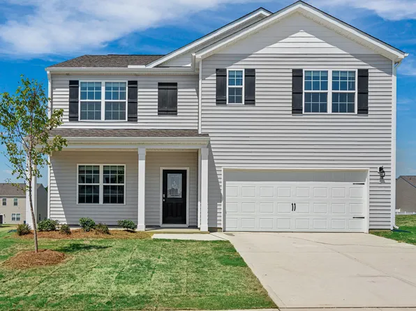 106 Pecan Grove Ln, Fuquay Varina, NC 27526