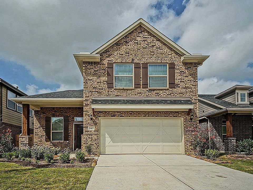 1st image of 2423 Village Lakes Dr